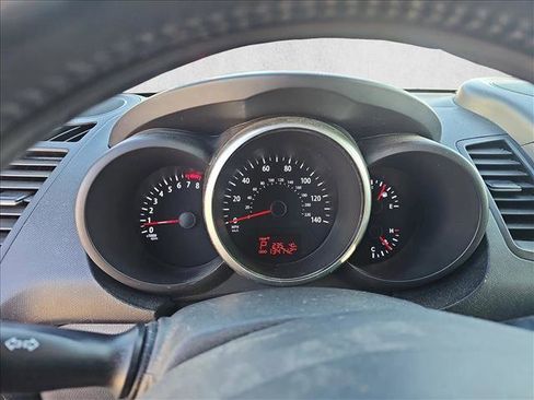 Used 2012 Kia Soul + image 9