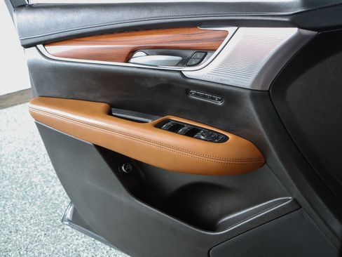 Used 2023 Cadillac XT5 Premium Luxury AWD/4WD image 23