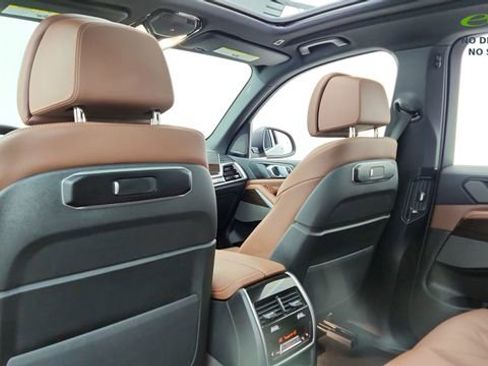 Used 2026 BMW X5 sDrive40i RWD image 31