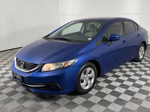 Used 2013 Honda Civic LX image 2
