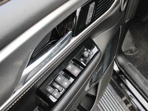 New 2026 Jeep Grand Wagoneer Limited image 16