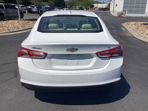 Used 2024 Chevrolet Malibu LT image 3