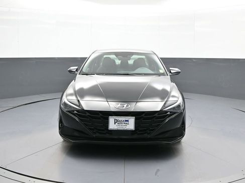 Certified 2023 Hyundai Elantra SEL w/ Convenience Package FWD image 2