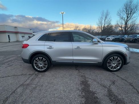 Used 2018 Lincoln MKX Reserve image 9