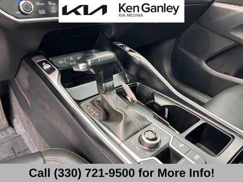 Certified 2024 Kia Sorento X-Line EX AWD/4WD image 35