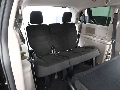 Used 2017 Dodge Grand Caravan SE w/ Power Window Group image 39