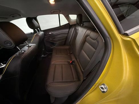 Certified 2024 Chevrolet Trax ACTIV FWD image 22
