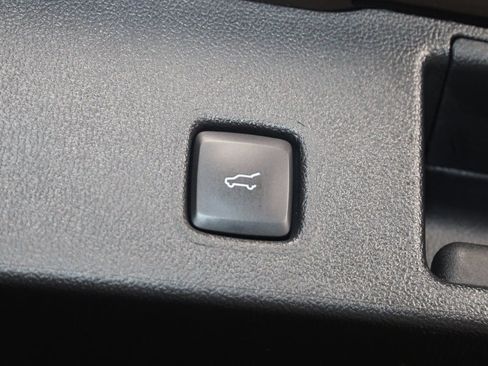 Used 2023 Ford Escape Platinum image 47