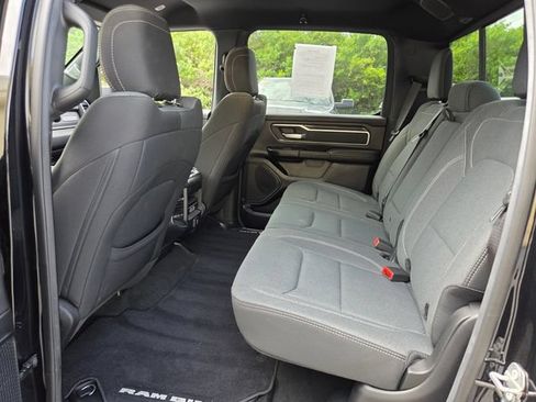 Used 2021 RAM 1500 Big Horn RWD image 10