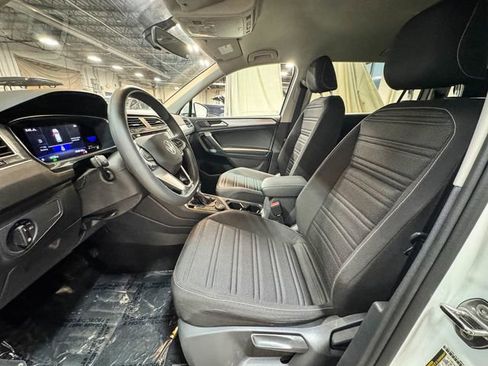 Used 2023 Volkswagen Tiguan S image 19