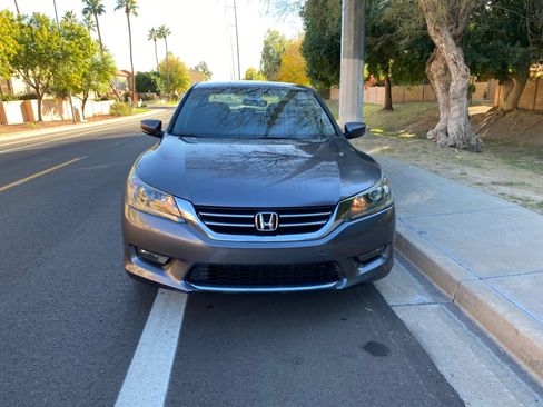 Used 2015 Honda Accord Sport image 8