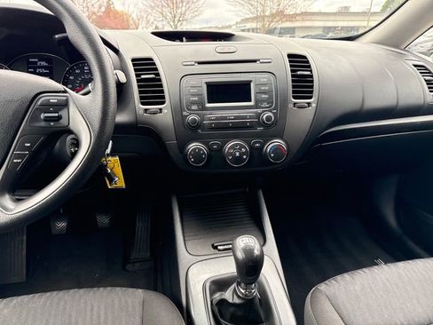 Used 2016 Kia Forte LX FWD image 21