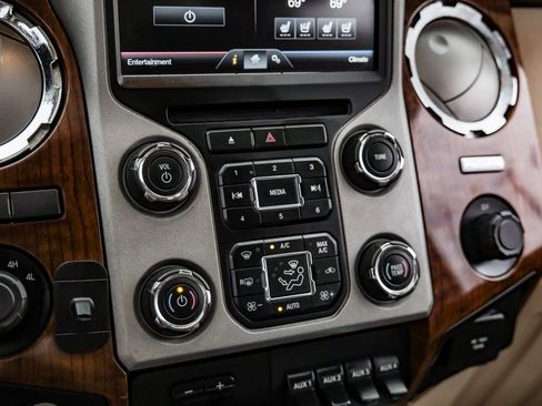 Used 2016 Ford F250 King Ranch w/ FX4 Off-Road Package image 22