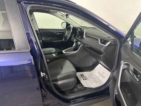 Used 2024 Toyota RAV4 XLE w/ Convenience Package AWD/4WD image 10