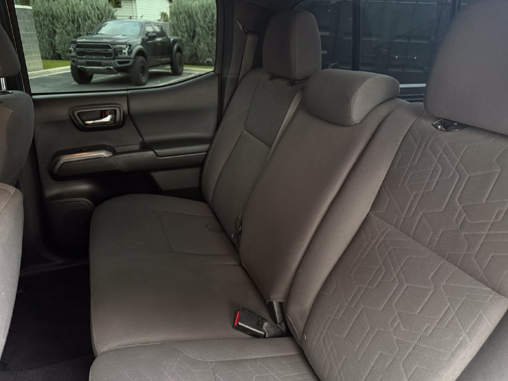 Used 2019 Toyota Tacoma TRD Sport w/ Technology Package AWD/4WD image 36