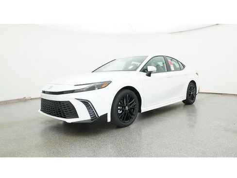 New 2026 Toyota Camry SE image 17