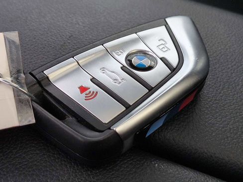 Used 2022 BMW X5 xDrive40i w/ M Sport Package image 36