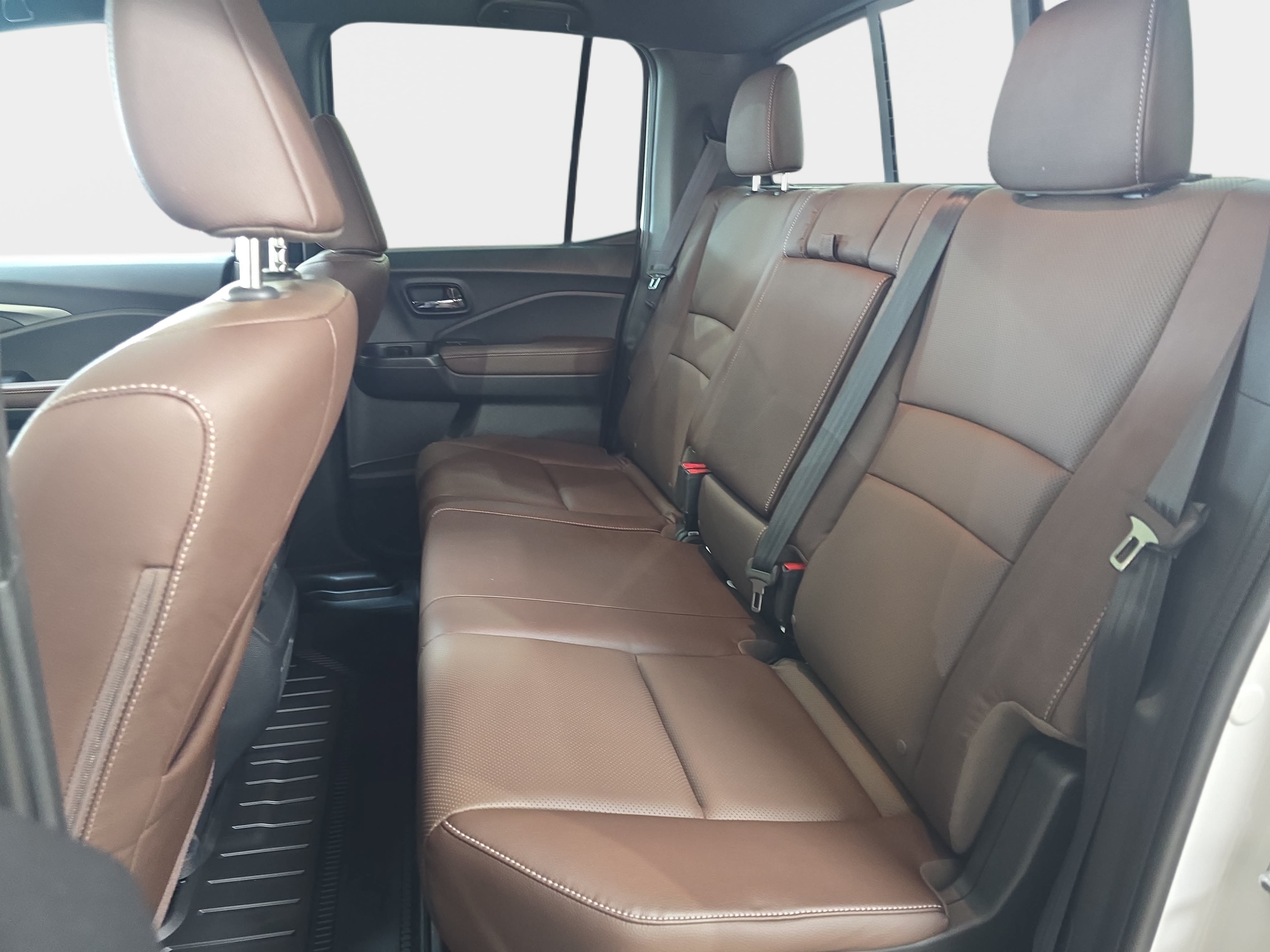 Used 2025 Honda Ridgeline RTL image 11