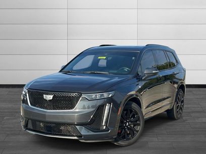 Used 2022 Cadillac XT6 Sport w/ Technology Package