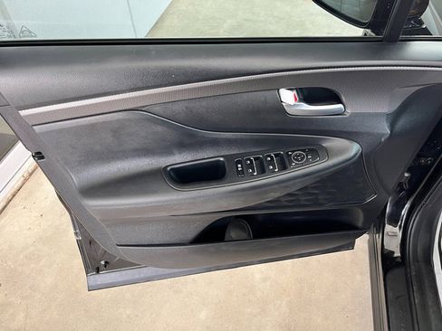 Used 2020 Hyundai Santa Fe SEL AWD/4WD image 16