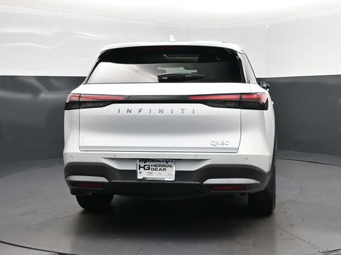 Certified 2026 INFINITI QX60 Pure w/ Cargo Package FWD image 6