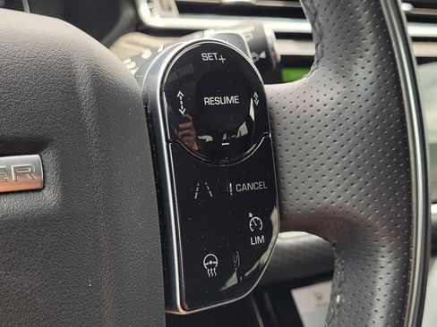 Used 2020 Land Rover Range Rover Velar R-Dynamic S AWD/4WD image 23