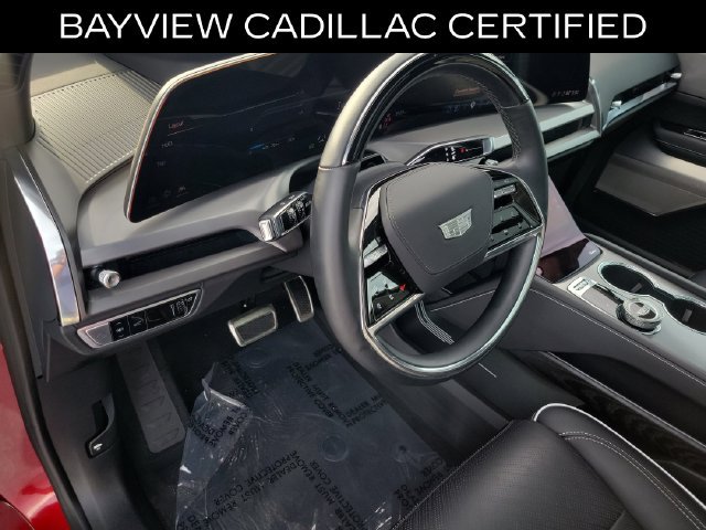 Certified 2026 Cadillac Vistiq Platinum w/ LPO, Floor Liner Package AWD/4WD image 18