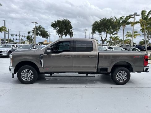 Used 2023 Ford F250 Lariat w/ Lariat Ultimate Package AWD/4WD image 11