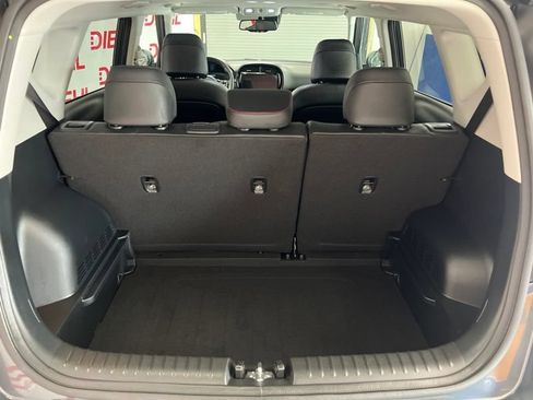 Used 2024 Kia Soul GT-Line FWD image 8