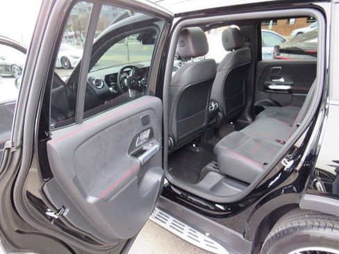 Used 2022 Mercedes-Benz EQB 350 4MATIC image 22