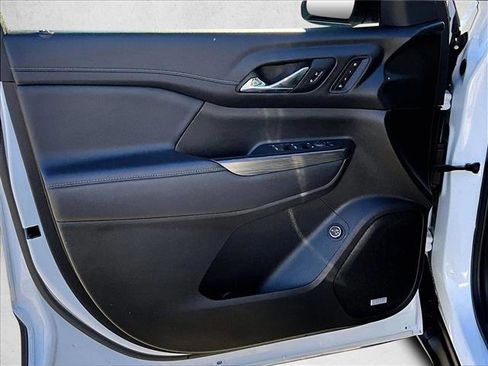 Certified 2023 GMC Acadia SLT w/ Elevation Edition image 14