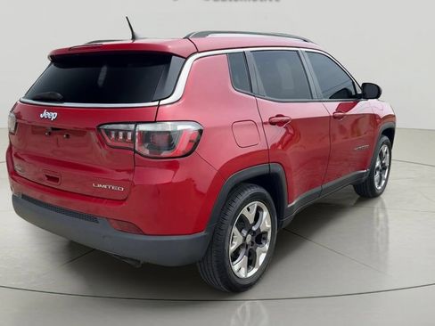 Used 2019 Jeep Compass Limited FWD image 4