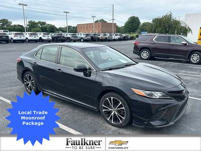 Used 2018 Toyota Camry SE w/ Moonroof Package