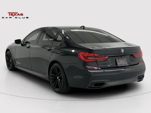 Used 2018 BMW 740e xDrive image 6