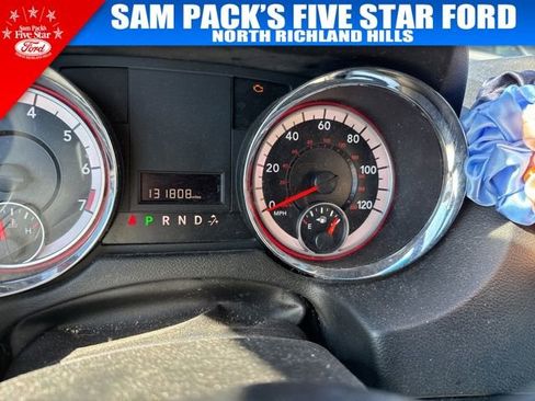 Used 2017 Dodge Grand Caravan SXT image 9