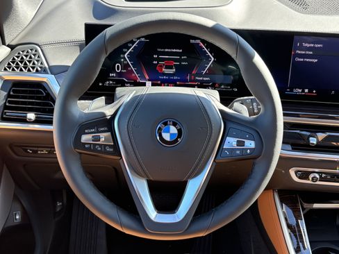 Used 2026 BMW X5 xDrive50e w/ Executive Package image 18