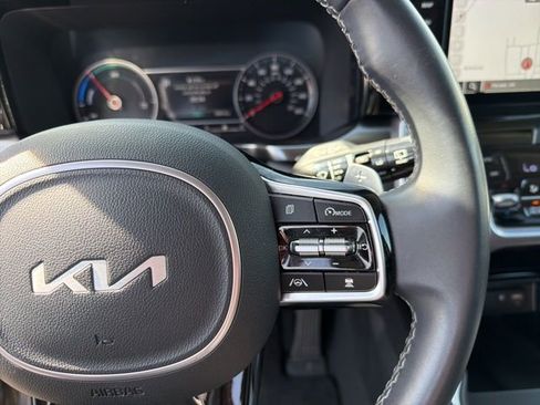 Used 2023 Kia Sorento EX image 22