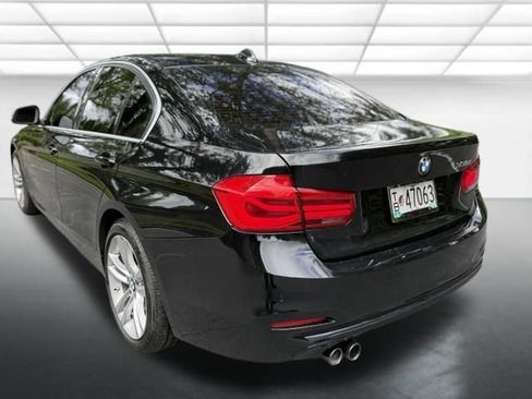 Used 2017 BMW 330i Sedan RWD image 3