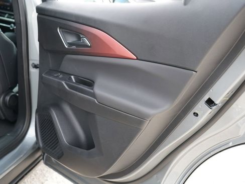 New 2025 Chevrolet Equinox EV RS FWD image 23