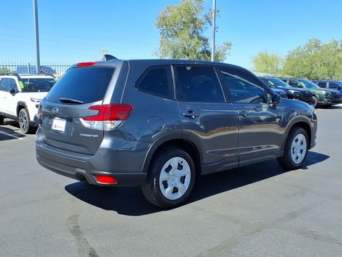Used 2023 Subaru Forester AWD/4WD image 10