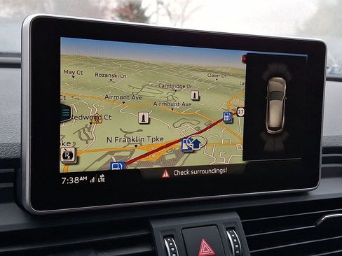 Used 2018 Audi Q5 2.0T Premium Plus w/ Premium Plus Package image 14