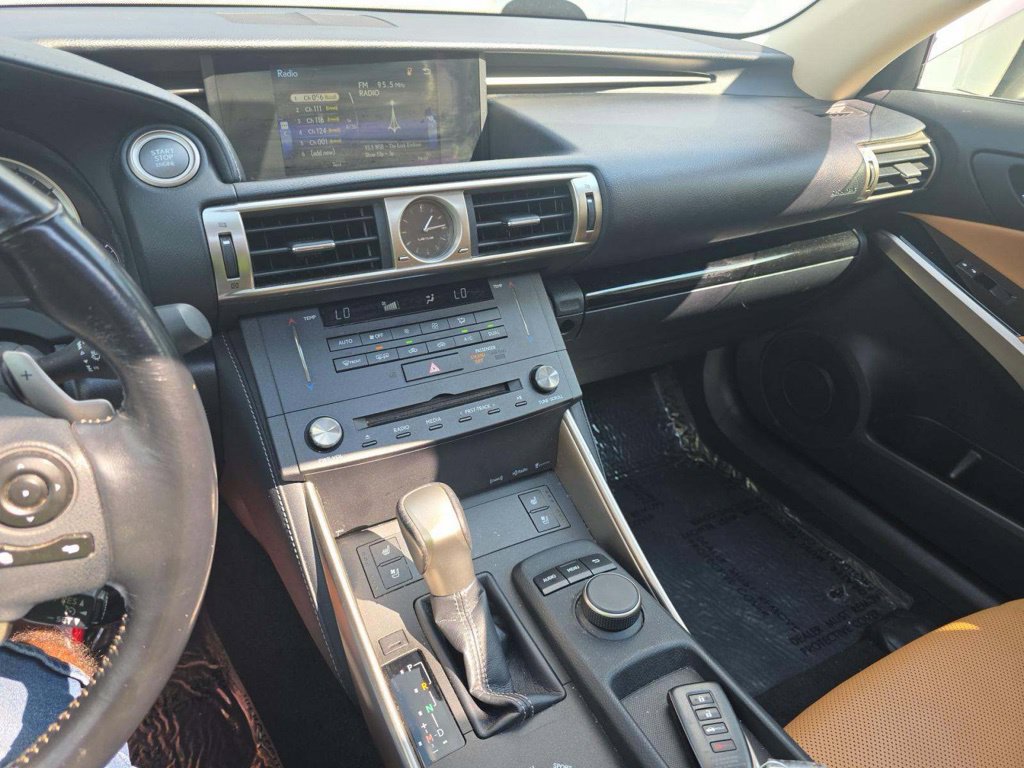 Used 2016 Lexus IS 200t w/ Premium Package RWD image 7