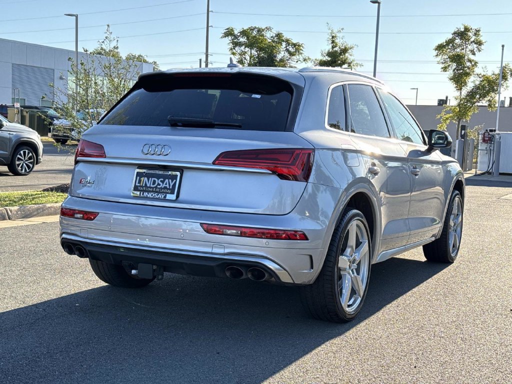 Used 2023 Audi SQ5 Premium Plus w/ Premium Plus Package AWD/4WD image 3