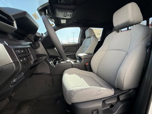 New 2026 Toyota Tacoma SR5 AWD/4WD image 4
