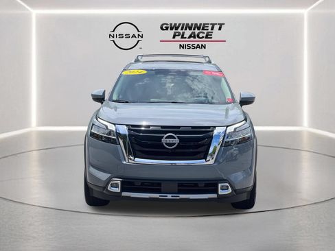 Certified 2024 Nissan Pathfinder Platinum AWD/4WD image 29
