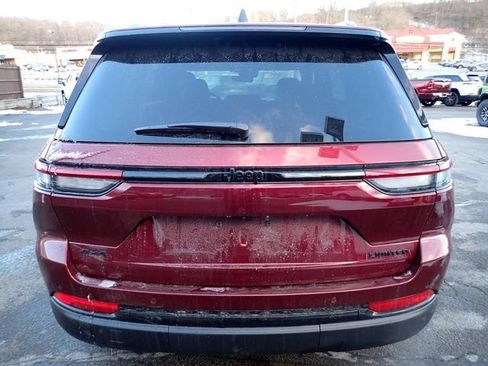 New 2025 Jeep Grand Cherokee Limited w/ Black Appearance Package AWD/4WD image 4