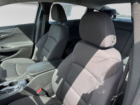 Used 2025 Chevrolet Malibu LT FWD image 22