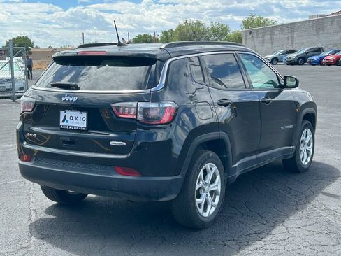 Used 2024 Jeep Compass Latitude AWD/4WD image 3