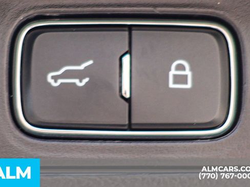 Used 2025 Ford Explorer Active RWD image 24
