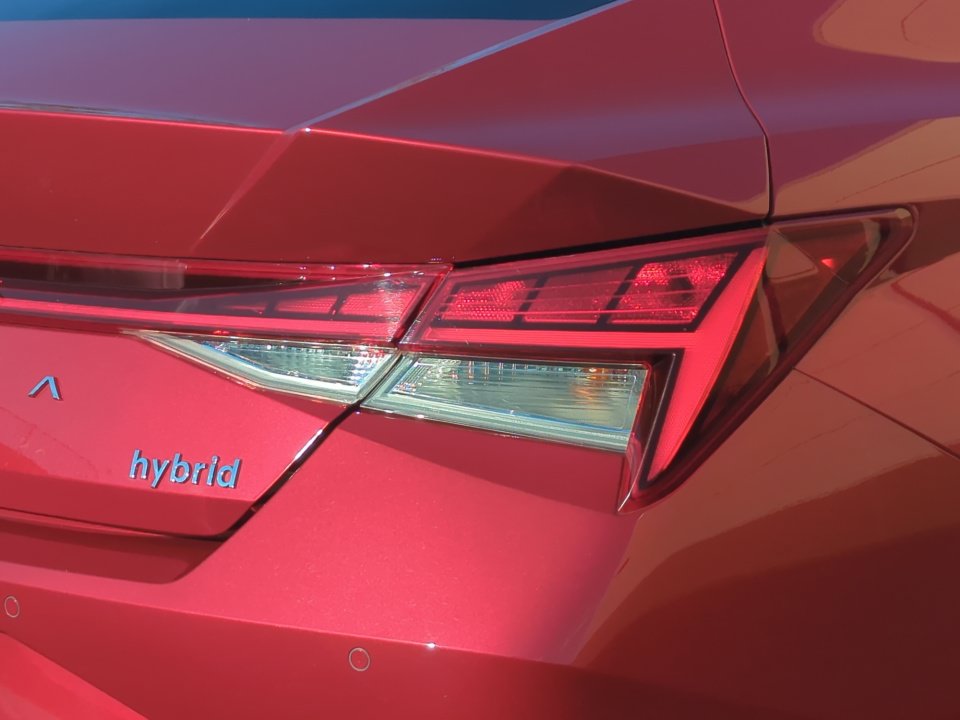 Used 2023 Hyundai Elantra Limited FWD image 22